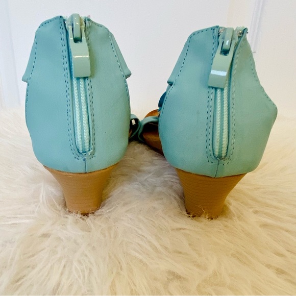 Patrizia by Spring Step Harlequin Wedge Sandal Turquoise 3D Flower Shoes - Picture 8 of 11